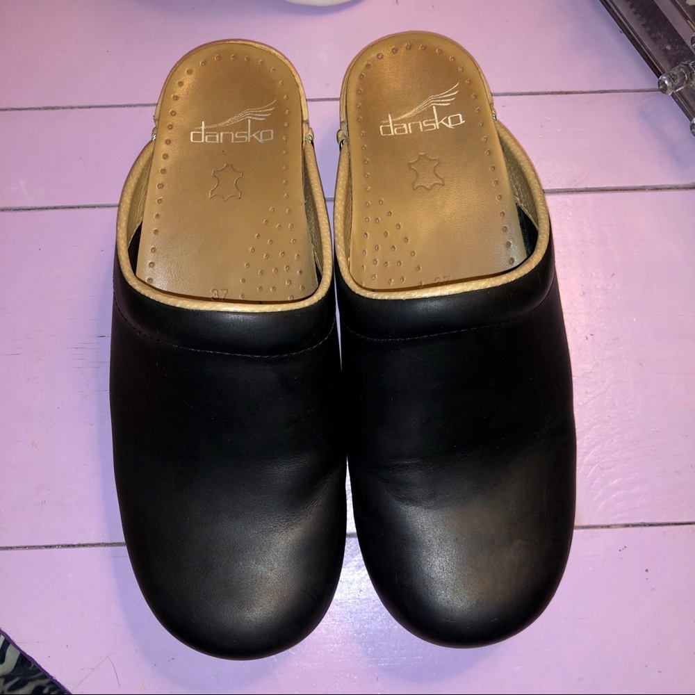 Dansko Sonja Clog Black Oiled Natural